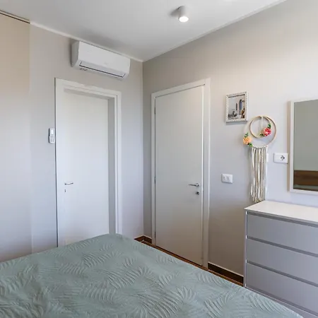 Nicolo - Drymades Apartman
